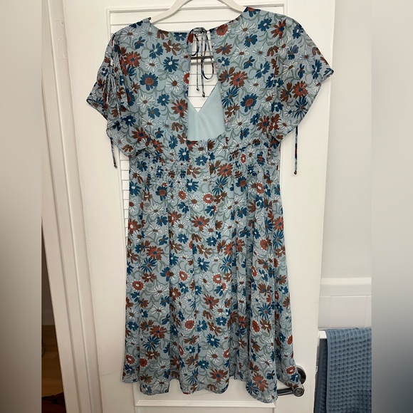 Madewell Floral Sundress with Tie Sleeves and Open Back. Size M. - Picture 4 of 6